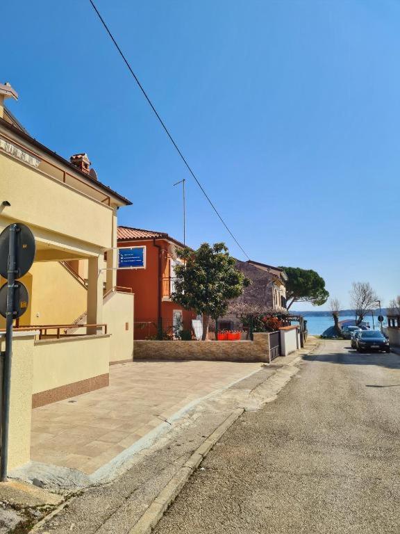 Apartments Manuel Новиград Экстерьер фото